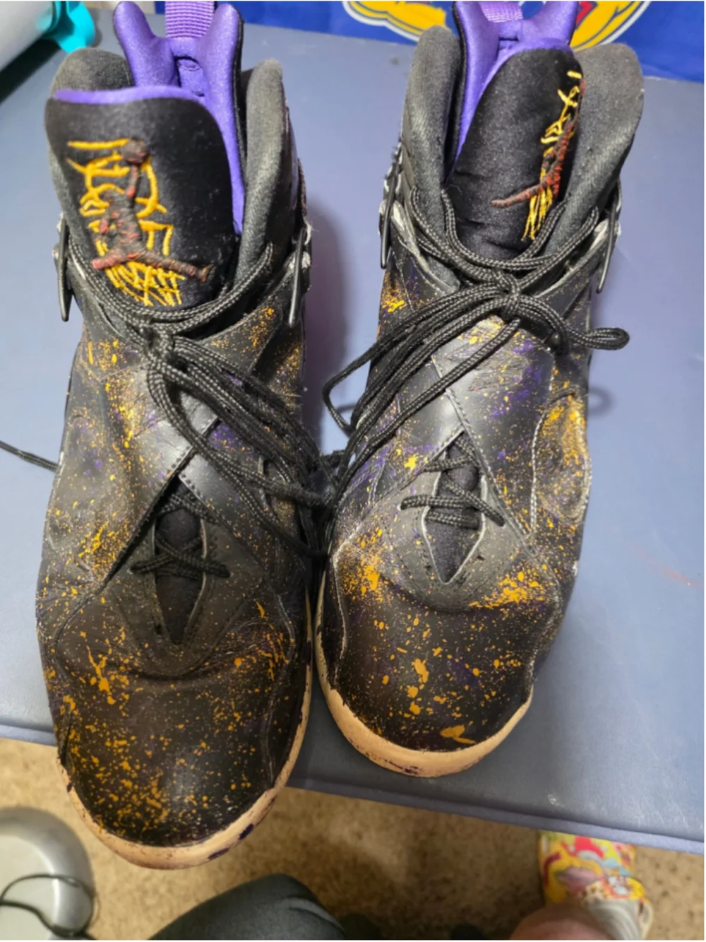 Jordan 8 custom paint splatter, size 10.5m, pre-owned.